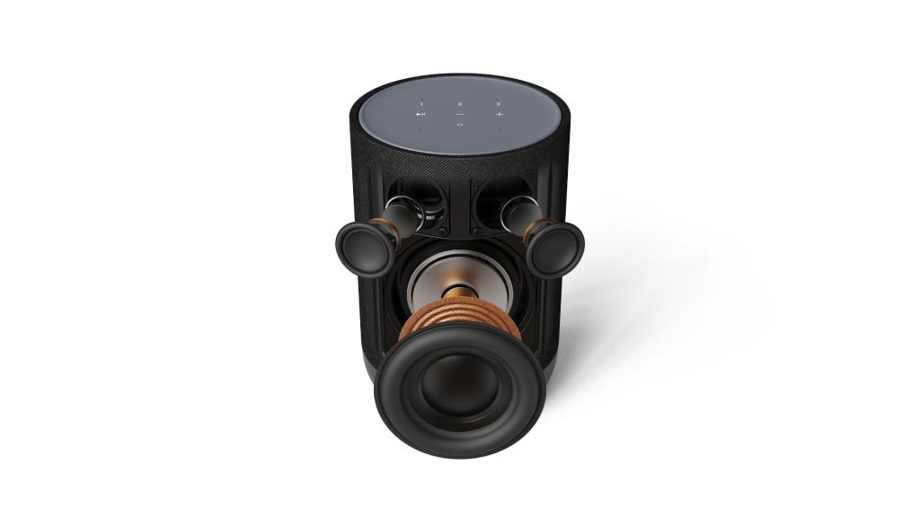Denon Home 200 is also useful for instances such as Stereo-pairing, which can be performed by simply pinching the two devices together, on the HEOS app. This is ideal for a bedside table setting, larger rooms or Home theatre setups.
