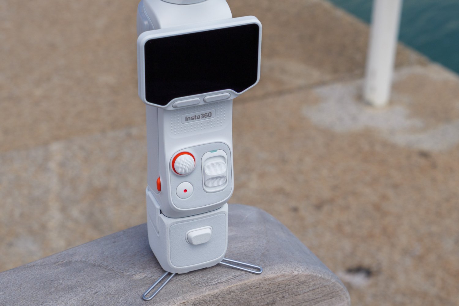 Insta360 Luna Ultra controls