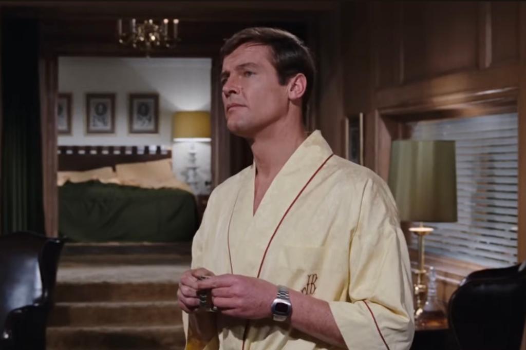 Hamilton Pulsar watch on James Bond