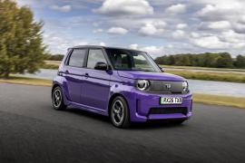 There’s one big reason why I’d swap my sports car for the funky little Honda Super-N