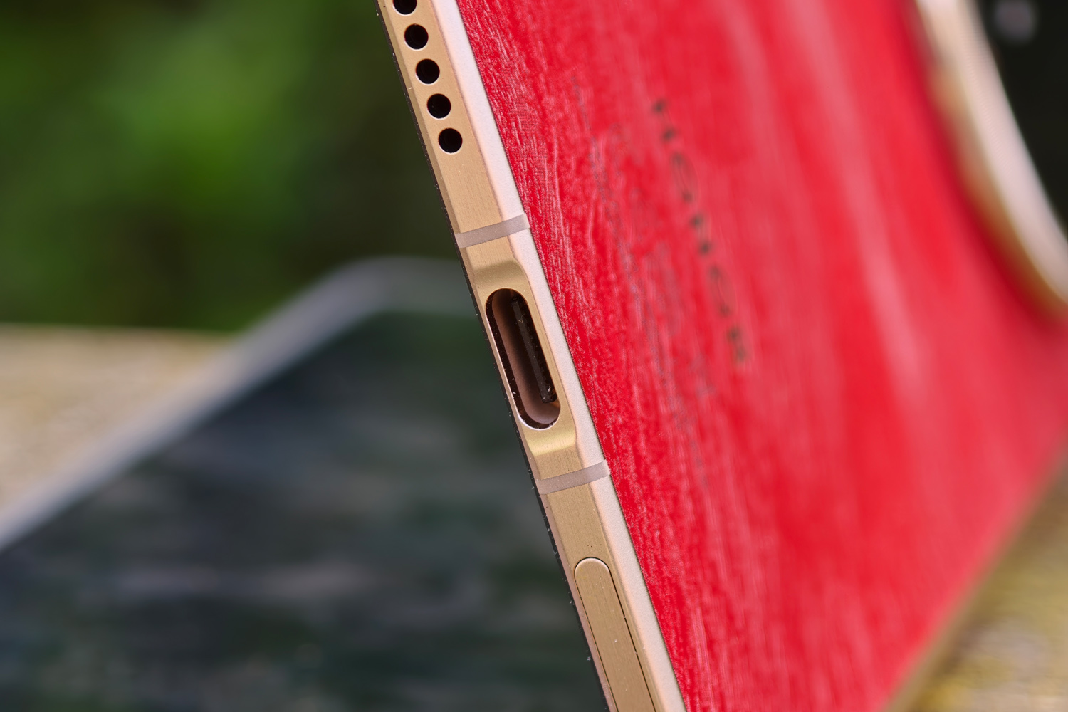 Honor Magic V6 review USB