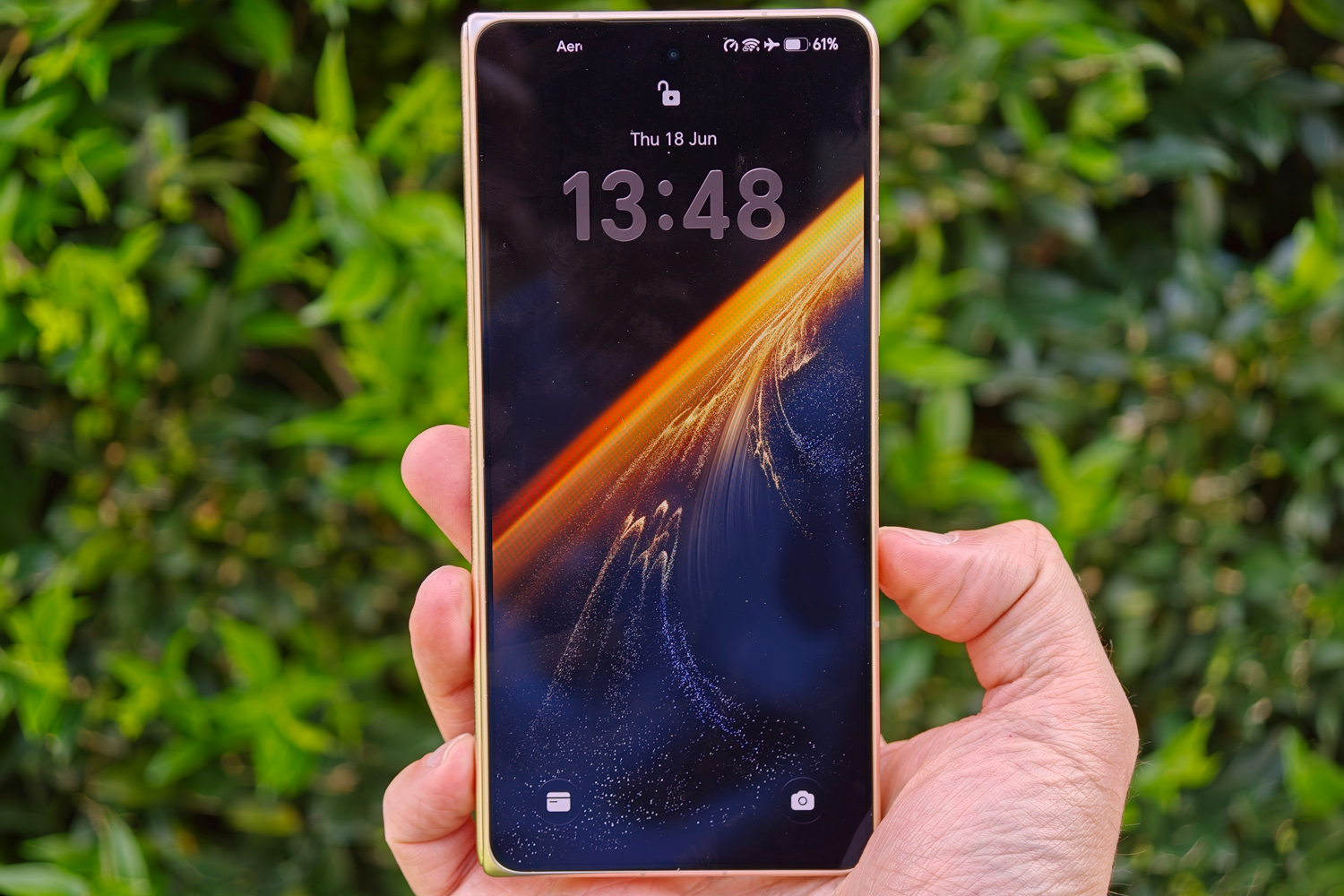 Honor Magic V6 review lock screen