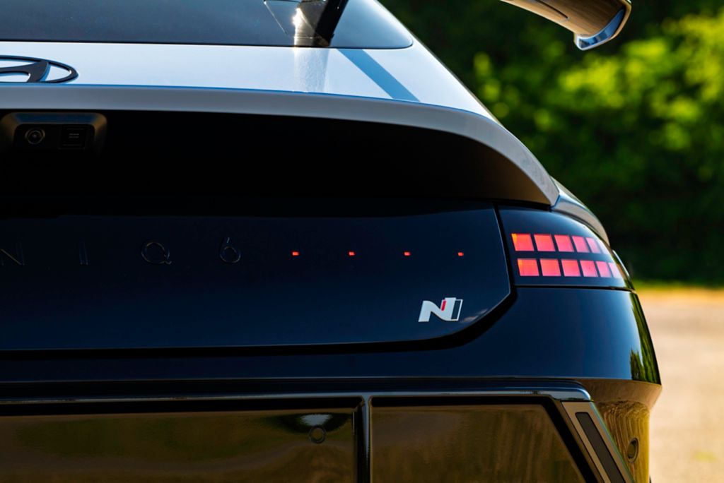 Hyundai Ioniq 6 N drive rear lights