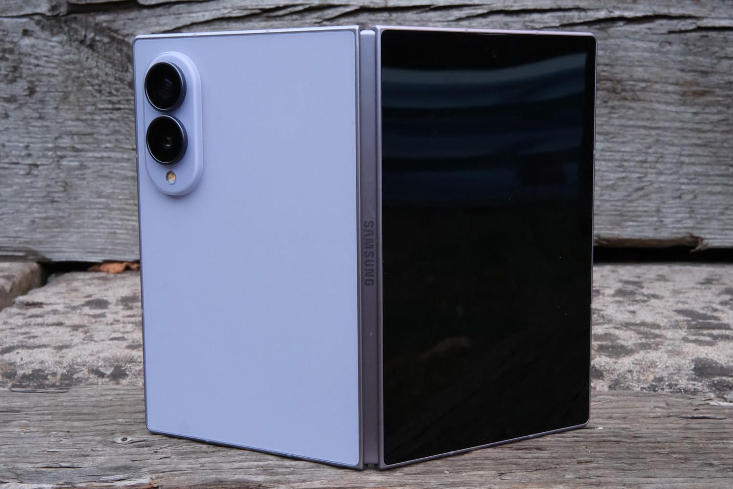 Samsung Galaxy Z Fold8 review rear
