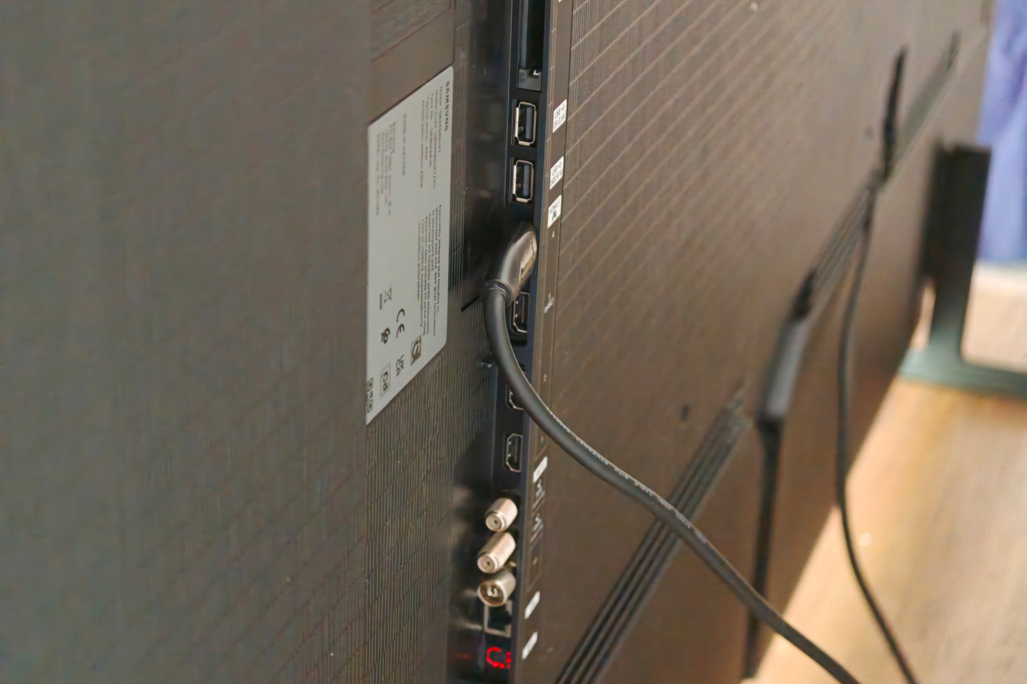 Samsung S99H OLED TV review ports